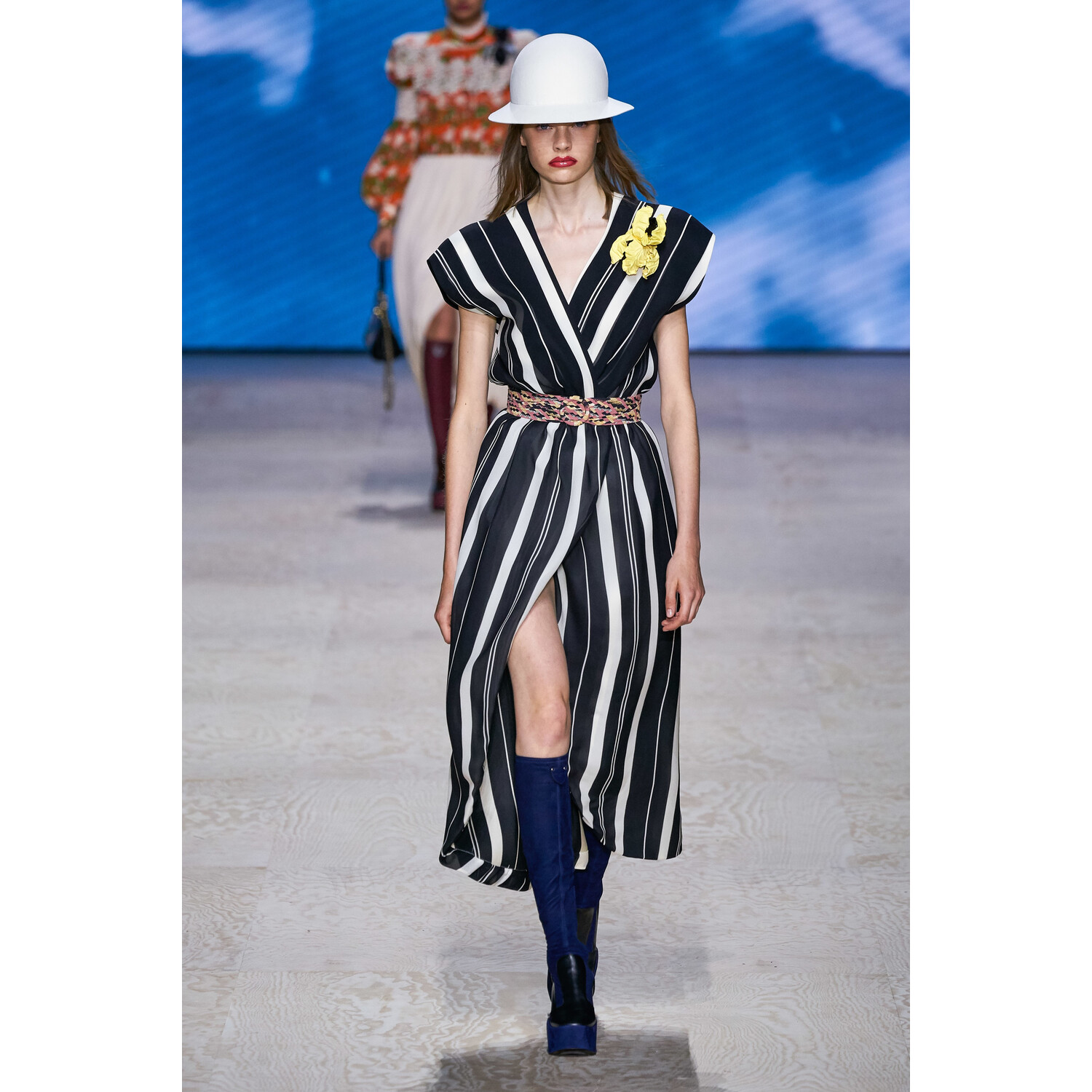 Фото Louis Vuitton Spring 2020 / Louis Vuitton весна-лето 2020 / Неделя моды: Париж