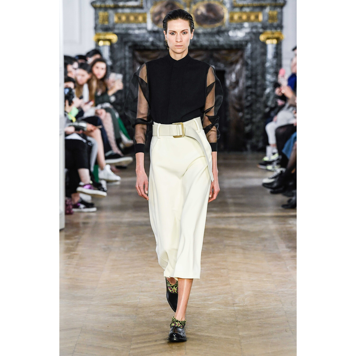 Фото Nobi Talai Fall 2019 Ready-to-Wear / Nobi Talai осень 2019 / Неделя моды: Париж