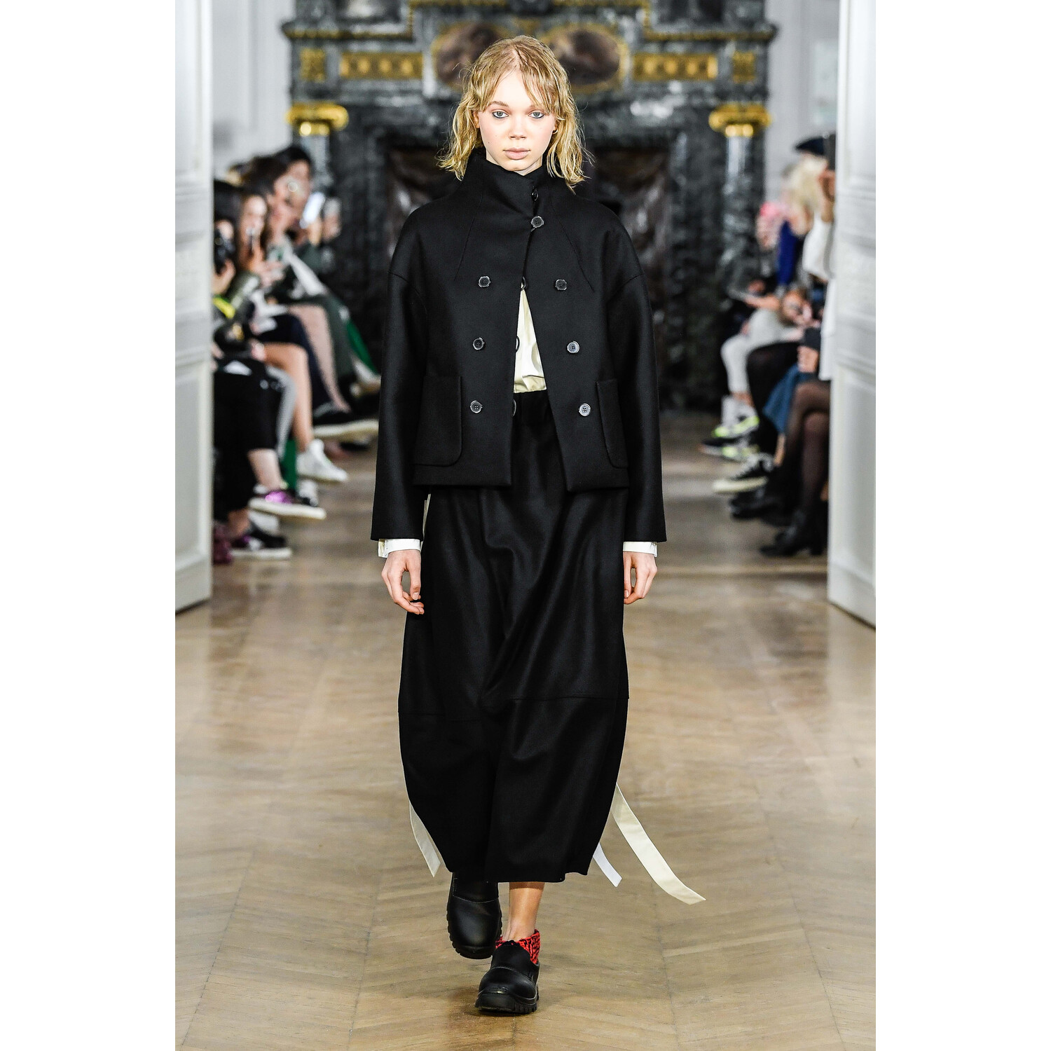 Фото Nobi Talai Fall 2019 Ready-to-Wear / Nobi Talai осень 2019 / Неделя моды: Париж