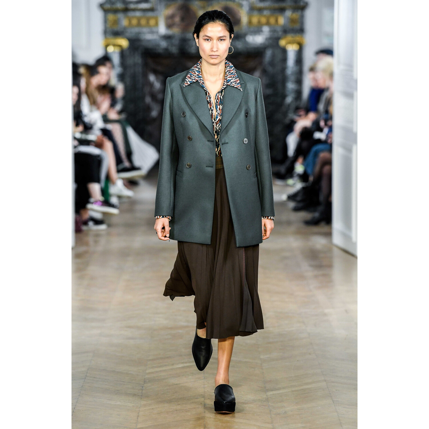 Фото Nobi Talai Fall 2019 Ready-to-Wear / Nobi Talai осень 2019 / Неделя моды: Париж