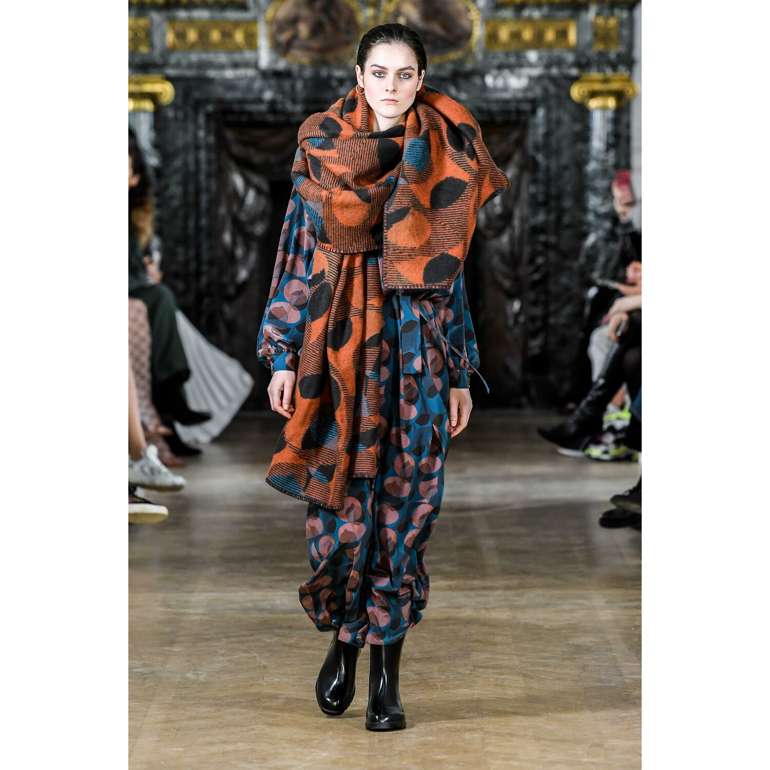 Фото Nobi Talai Fall 2019 Ready-to-Wear / Nobi Talai осень 2019 / Неделя моды: Париж