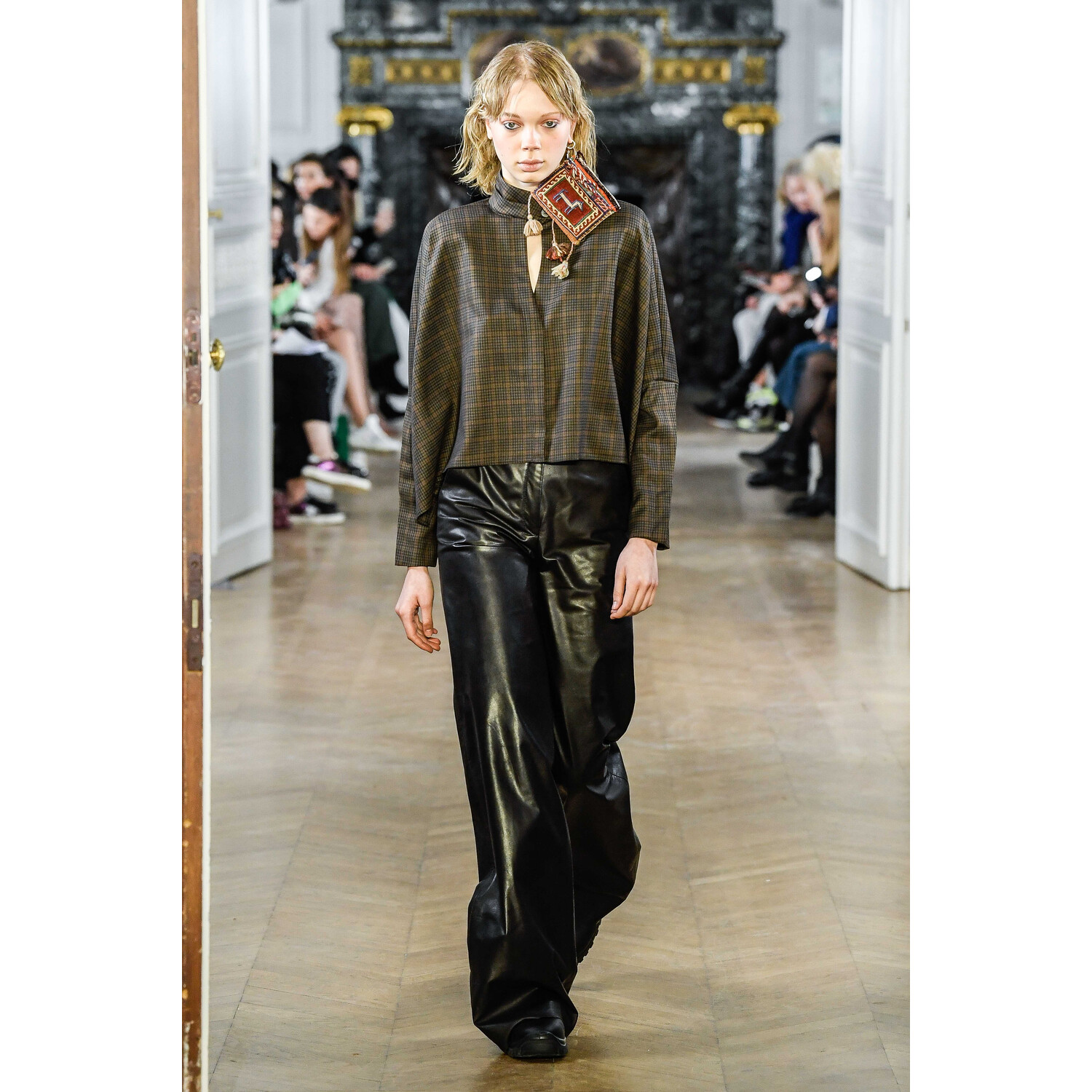 Фото Nobi Talai Fall 2019 Ready-to-Wear / Nobi Talai осень 2019 / Неделя моды: Париж