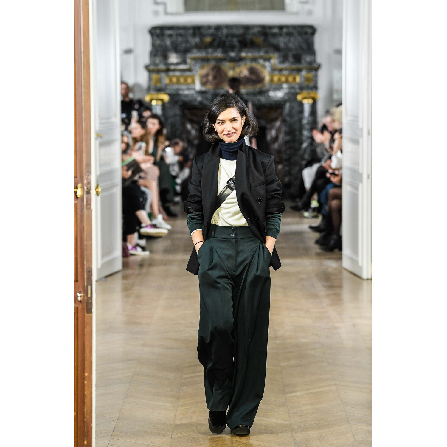 Фото Nobi Talai Fall 2019 Ready-to-Wear / Nobi Talai осень 2019 / Неделя моды: Париж