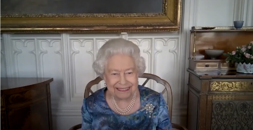 Елизавета II видеозвонок