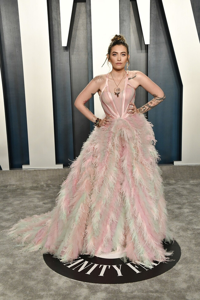 Пэрис Джексон в Atelier Versace на афтепати Оскара 2020