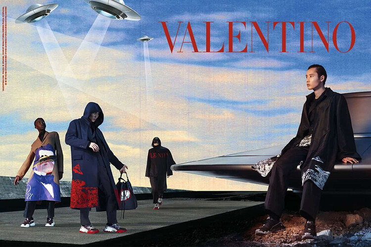 Кроссовки из рекламной кампании Valentino x Undercover