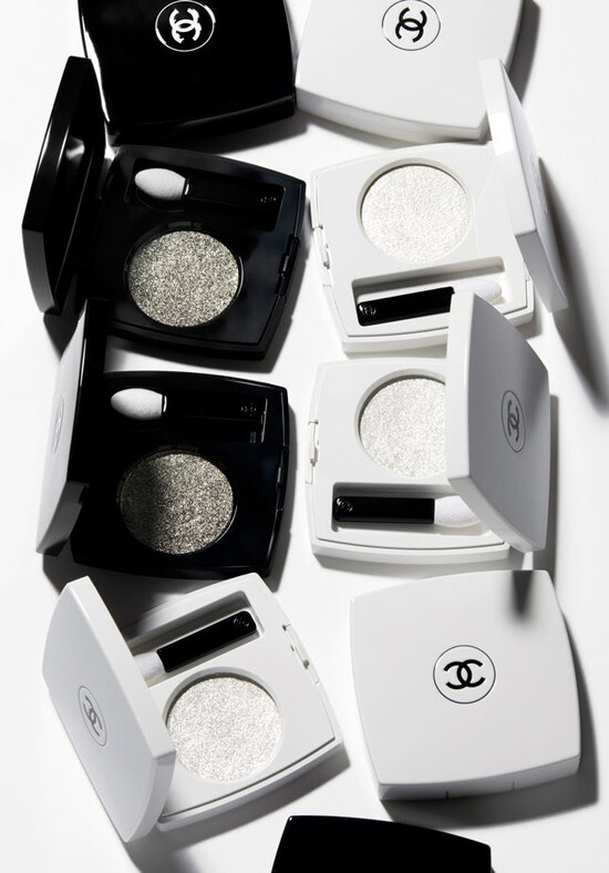 Новая чёрно&ndash;белая коллекция макияжа от Chanel