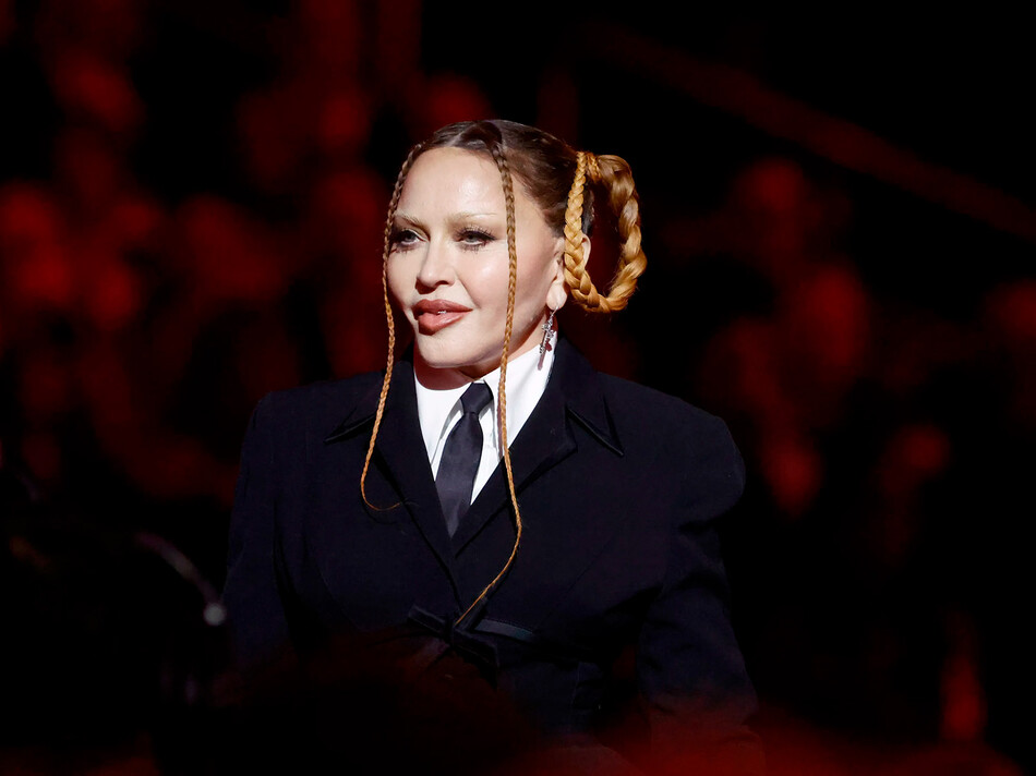 Мадонна выступает на 65-й церемонии вручения премии &laquo;Грэмми&raquo; на Crypto.com Arena 5 февраля 2023 года в Лос-Анджелесе, Калифорния