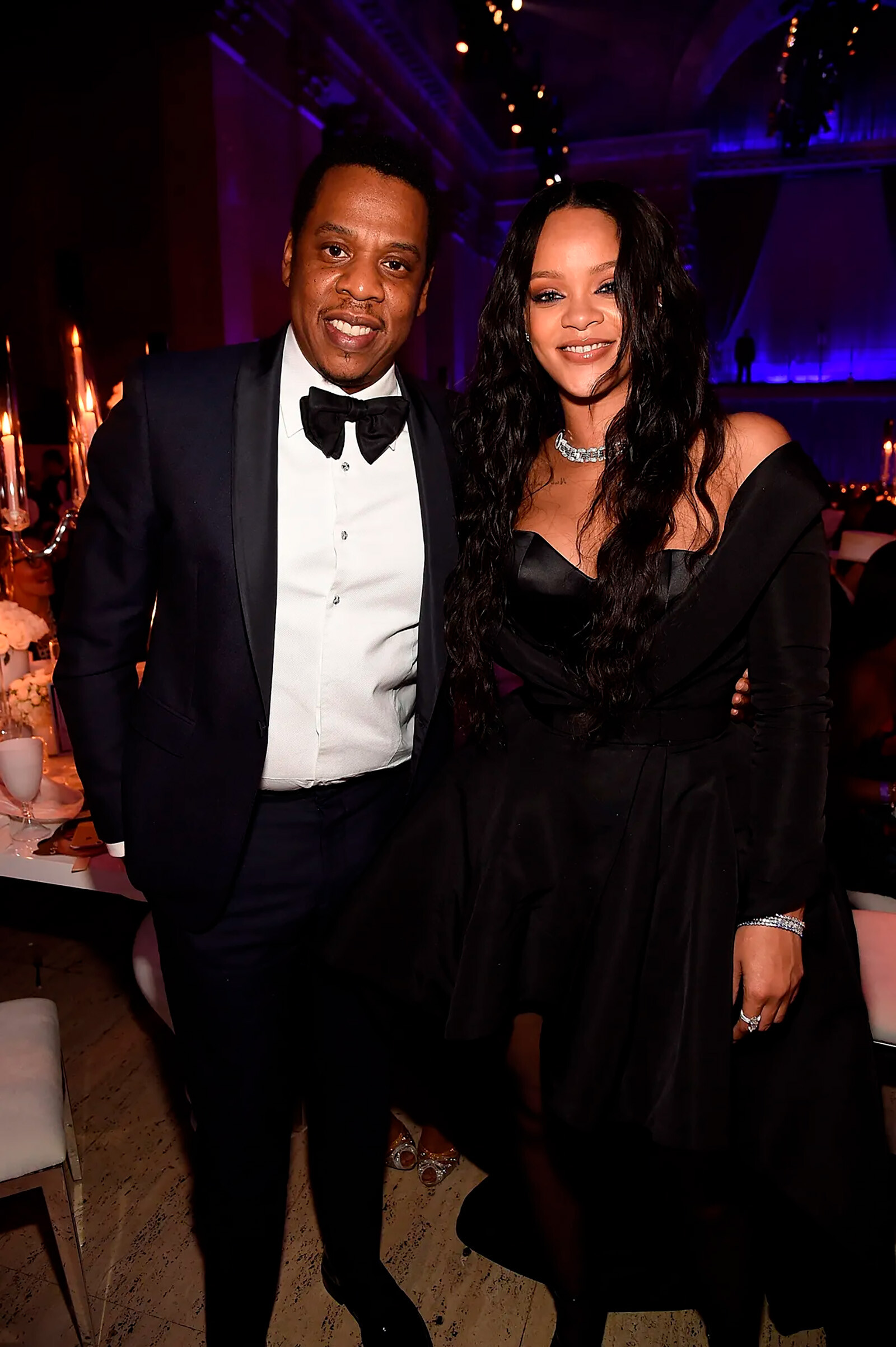 Jay-Z может выкупить долю LVMH в Fenty Beauty Рианны