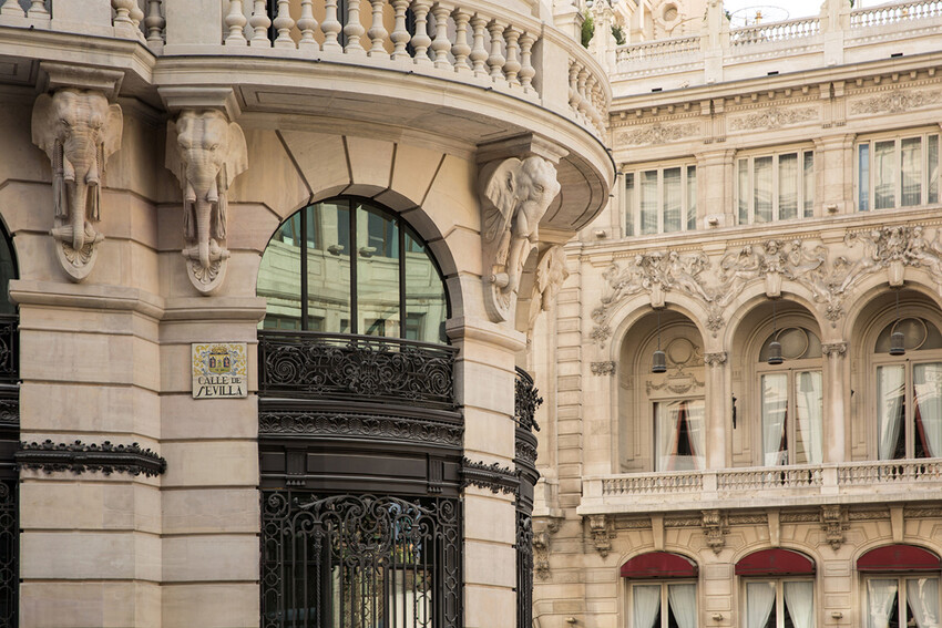 Отель Four Seasons в Мадриде откроется на сентябрь