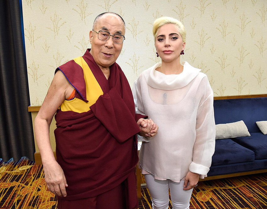Далай-лама и Леди Гага