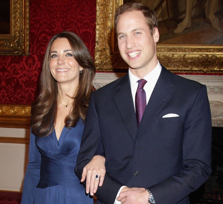 Фотосессия Кейт Миддлтон и принца Уильяма &nbsp;после объявления новости о помолвке, 2010