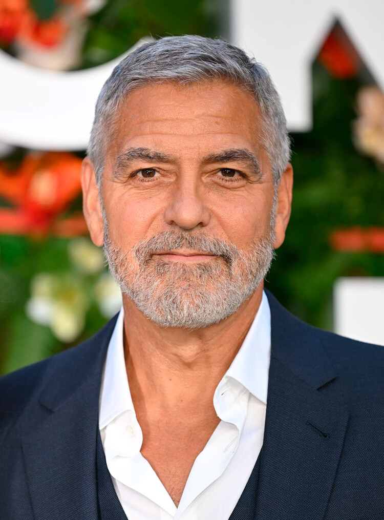 Джордж Клуни рассказал, что в подростковом возрасте страдал от паралича Белла