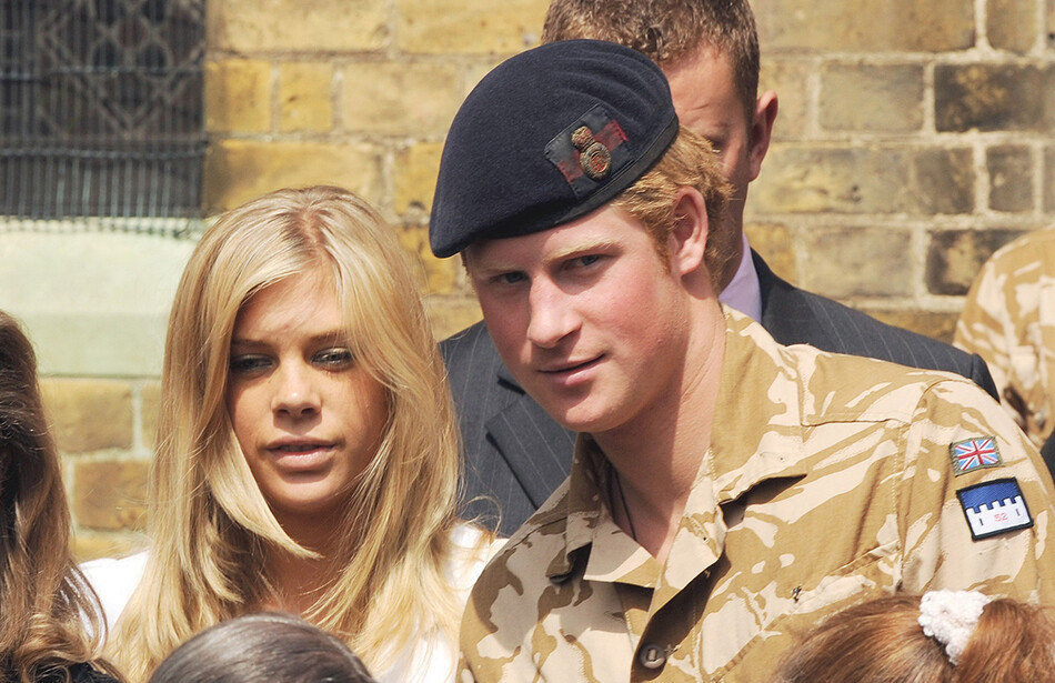 Prince_Harry_devushki_obyazannosti_02_Mainstyle.jpg