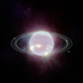 NASA поделилось одним из самых чётких изображений колец Нептуна