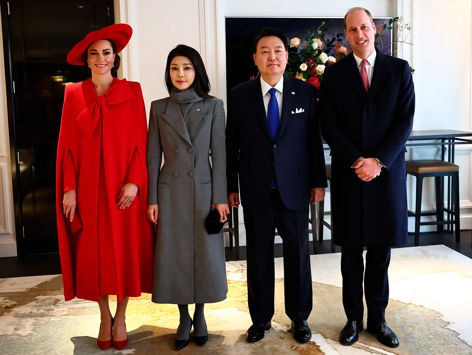 Принц Уильям и Кейт Миддлтон с президентом Южной Кореи Юн Сок Ёля и его супругу, первую леди Ким Кён Хи