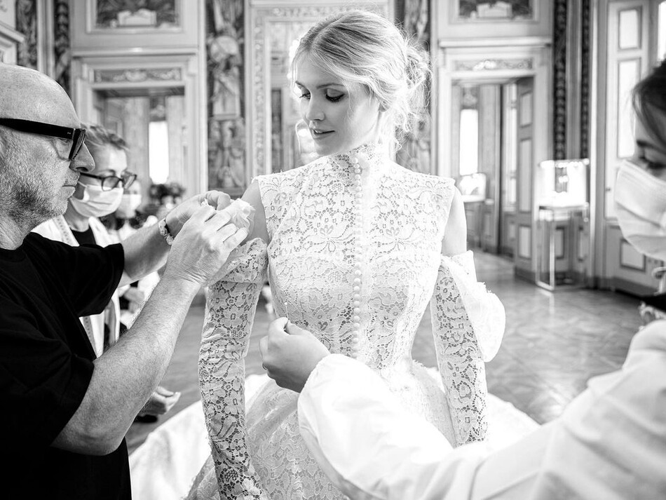 Свадебное платье Китти Спенсер имеет связь с принцессой Дианой