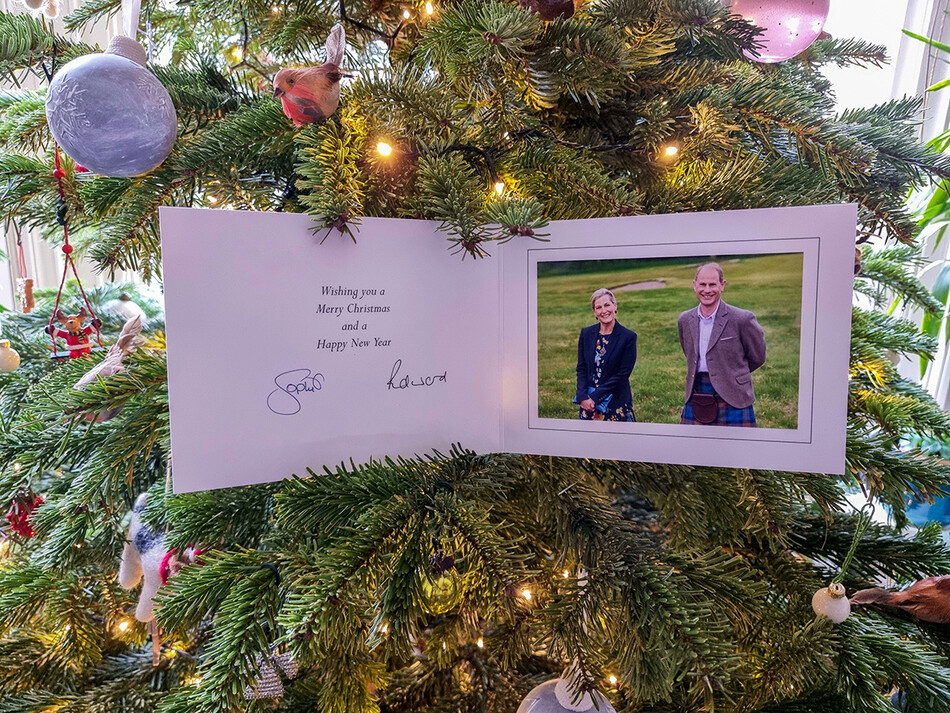 Рождественская открытка графини Уэссекской и принца Эдварда 2021