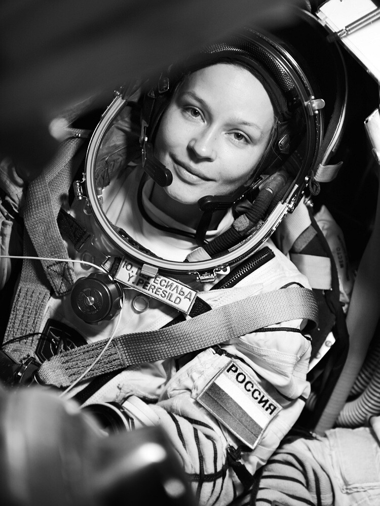 Юлия Пересильд вместе со съёмочной группой отправилась в космос