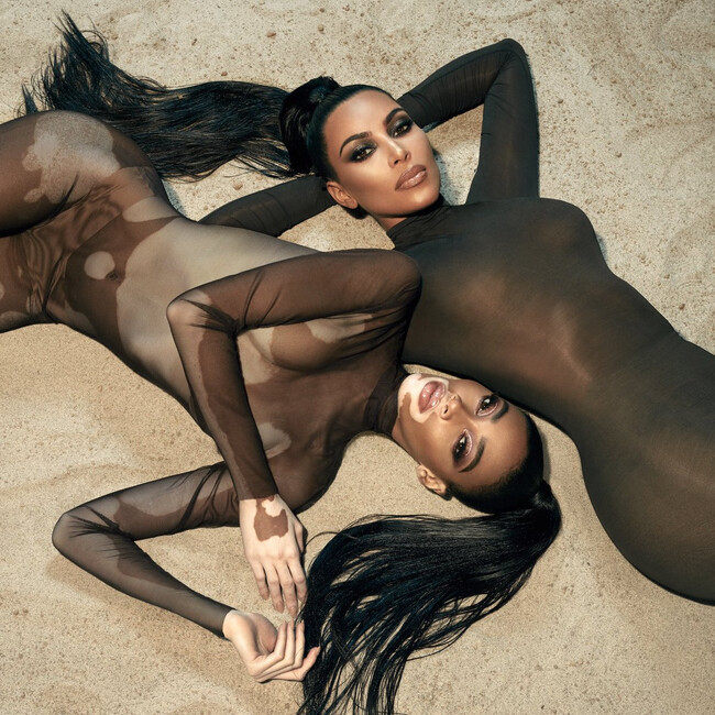 Ким Кардашьян выпустила коллекцию косметики с Винни Харлоу