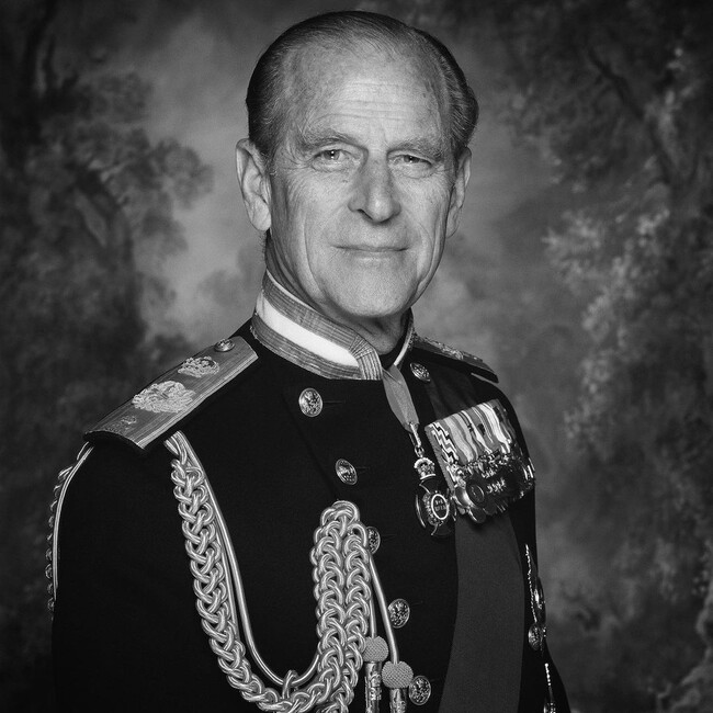 Принц Филипп умер в возрасте 99 лет