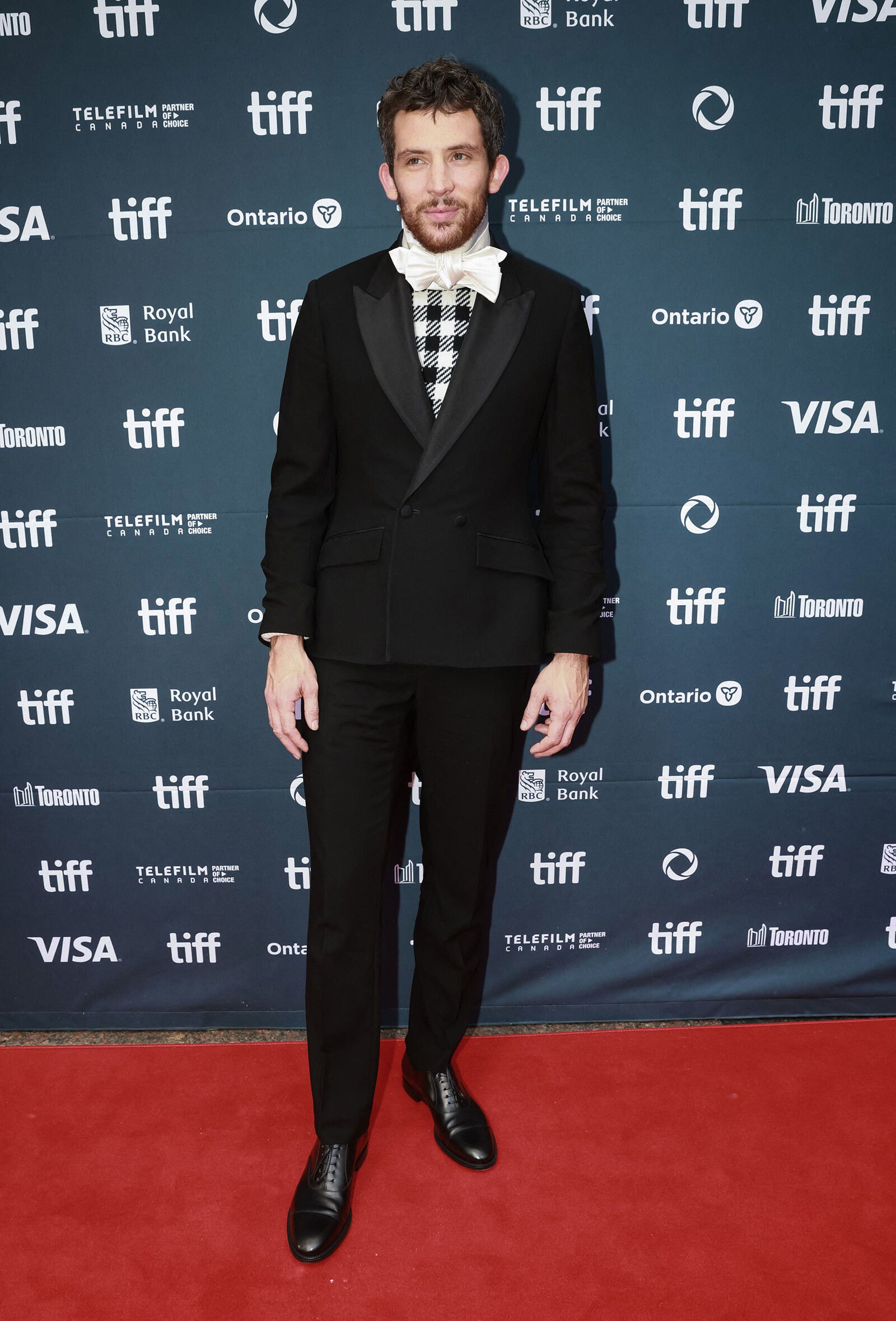 Джош О'Коннор в Dior