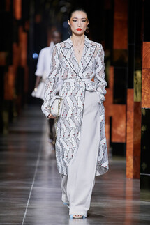 Fendi весна-лето 2022 / Fendi Spring 2022 Ready-to-Wear collection