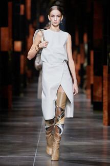 Fendi весна-лето 2022 / Fendi Spring 2022 Ready-to-Wear collection