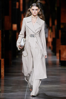 Fendi весна-лето 2022 / Fendi Spring 2022 Ready-to-Wear collection