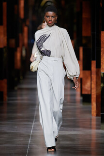 Fendi весна-лето 2022 / Fendi Spring 2022 Ready-to-Wear collection