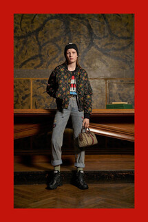 Gucci Pre-Fall 2018 коллекция Gucci Pre-Fall 2018 Mainstyle Mainstyles