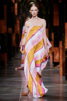 Fendi весна-лето 2022 / Fendi Spring 2022 Ready-to-Wear collection
