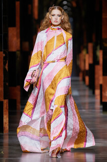 Fendi весна-лето 2022 / Fendi Spring 2022 Ready-to-Wear collection