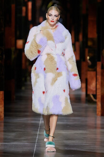 Fendi весна-лето 2022 / Fendi Spring 2022 Ready-to-Wear collection