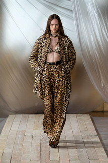 Roberto Cavalli весна-лето 2022 / Roberto Cavalli Spring 2022 Ready-to-Wear collection