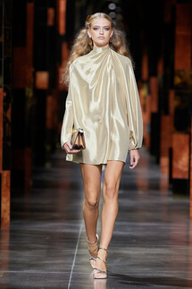 Fendi весна-лето 2022 / Fendi Spring 2022 Ready-to-Wear collection
