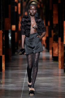 Fendi весна-лето 2022 / Fendi Spring 2022 Ready-to-Wear collection