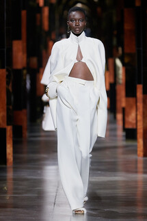 Fendi весна-лето 2022 / Fendi Spring 2022 Ready-to-Wear collection