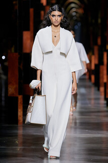 Fendi весна-лето 2022 / Fendi Spring 2022 Ready-to-Wear collection