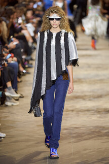 Louis Vuitton весна-лето 2022 / Louis Vuitton Spring 2022 Ready-to-Wear collection