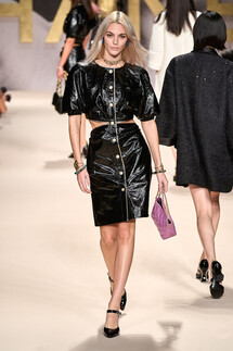 Chanel весна-лето 2022 / Chanel Spring 2022 Ready-to-Wear collection