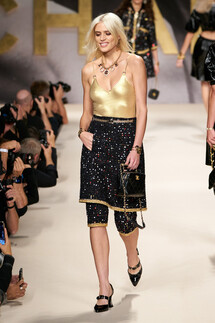 Chanel весна-лето 2022 / Chanel Spring 2022 Ready-to-Wear collection