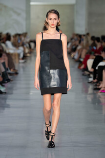 Max Mara весна-лето 2022 / Max Mara Spring 2022 Ready-to-Wear collection