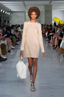 Max Mara весна-лето 2022 / Max Mara Spring 2022 Ready-to-Wear collection