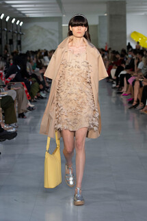 Max Mara весна-лето 2022 / Max Mara Spring 2022 Ready-to-Wear collection