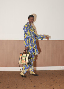 Balenciaga Resort 2018 Balenciaga курорт 2018