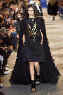 Louis Vuitton весна-лето 2022 / Louis Vuitton Spring 2022 Ready-to-Wear collection