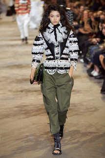 Louis Vuitton весна-лето 2022 / Louis Vuitton Spring 2022 Ready-to-Wear collection