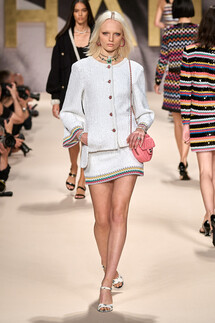 Chanel весна-лето 2022 / Chanel Spring 2022 Ready-to-Wear collection