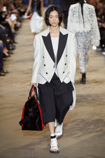 Louis Vuitton весна-лето 2022 / Louis Vuitton Spring 2022 Ready-to-Wear collection